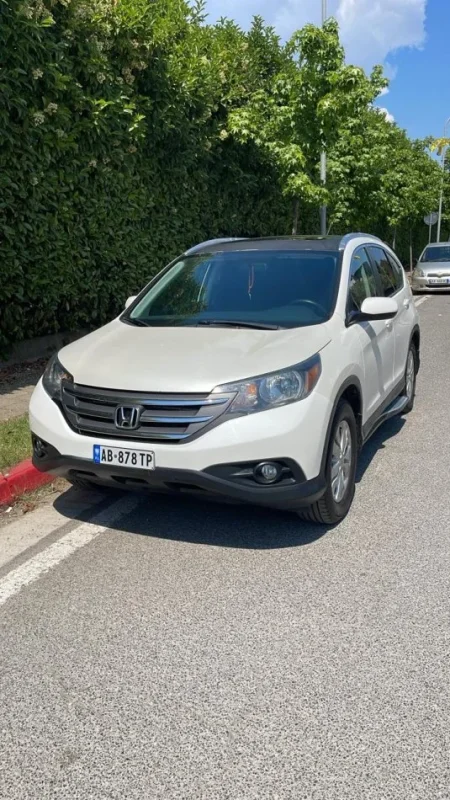 Tirane, shes makine Honda Benzin+Gaz, e bardhë automatik Kondicioner 133.000 km 11.500 €