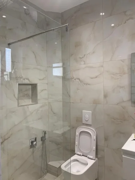Tirane, jepet me qera apartament 1+1 Kati 1, 62 m² 450 € i diskutueshem (21 Dhjetori)