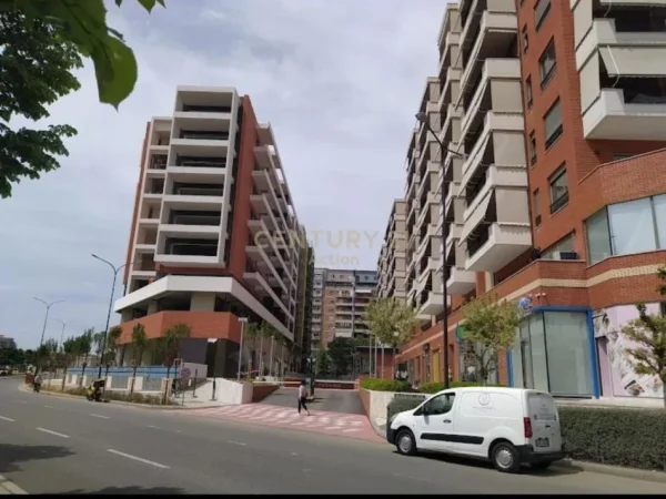 Tirane, shes OBJEKT MULTIFUNKSIONAL+ 10 POSTE PARKIMI , 1.340 m² 4.800.000 € (Rruga e Kavajës)