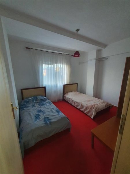 Tirane, JEPET ME QERA *SUPER APARTAMENT 2+1* I MOBILUAR NË *LAPRAKE*  Kati 4, 80 m² 480 €