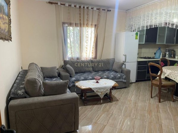 Vlore, shitet shtepi 2+1 , 94 m² 