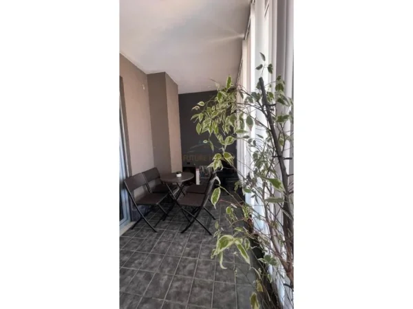 Tirane, jepet me qera ambjent biznesi Kati 7, 180 m² 100.000 € 