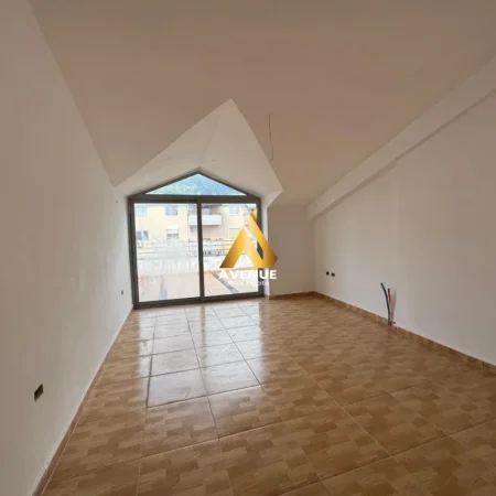 Tirane, shitet apartament 3+1+Ballkon Kati 7, 243 m² 218.700 € (muhamed deliu)