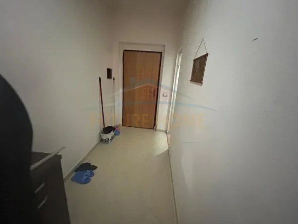 Durres, jepet me qera ambjent biznesi Kati 2, 800 € (Muzeumi, Durres)