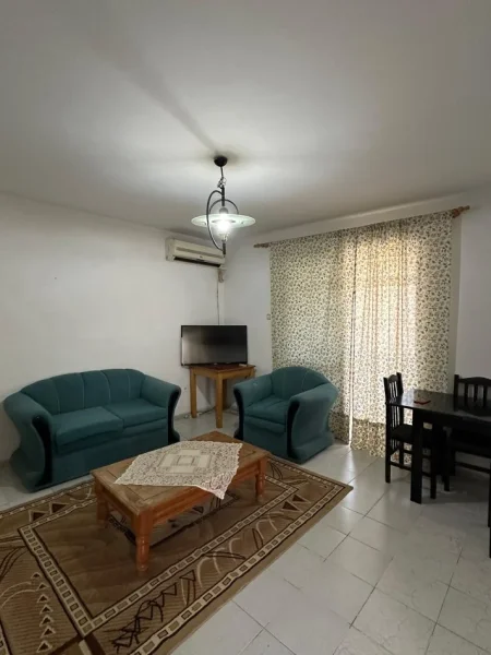 Tirane, jepet me qera apartament 2+1 , 75 m² 400 € 