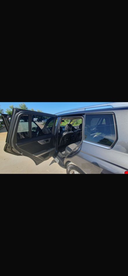 Tirane, shitet makine GLK220CDI Nafte, gri e erret automatik Kondicioner 200.000 km 9700 €