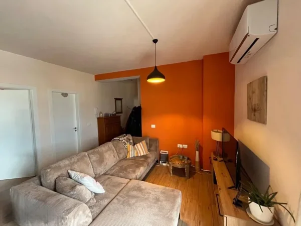 Tirane, shitet apartament 2+1+Ballkon , 91 m² (Rruga e Dibres, prane Viles Gold)