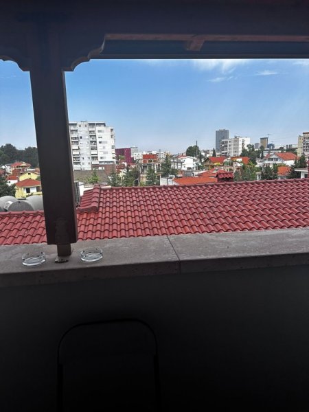 Tirane, jap me qera apartament 2+1+Aneks+Ballkon Kati 3, 100 m² 650 € (Vilat Gjermane)