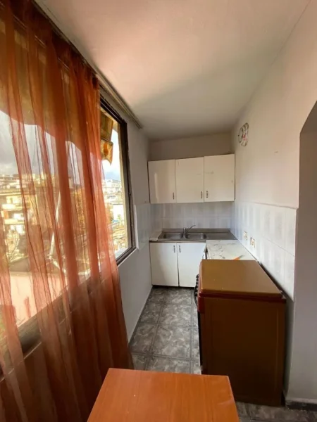 Tirane, jepet me qera apartament 2+1 Kati 5, 85 m² 500 € (myslym shyri)