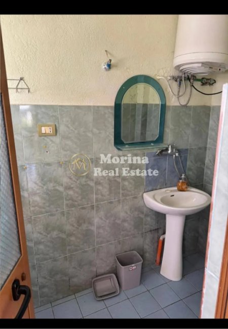 Tirane, jepet me qera apartament 1+1 Kati 1, 70 m² 250 € (Sanatoriumi)