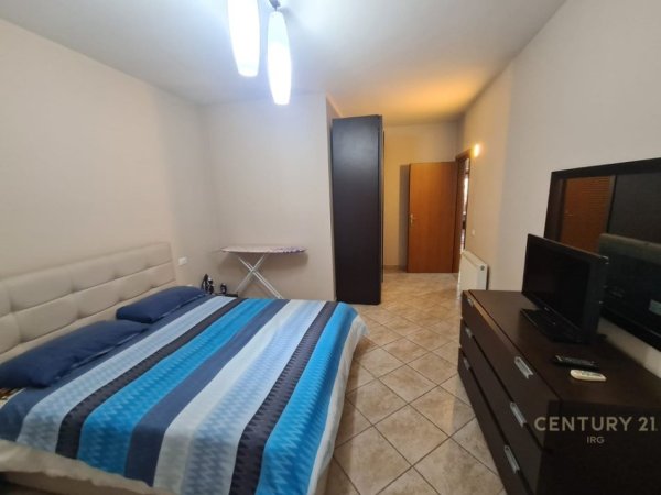 Tirane, jepet me qera apartament 2+1 Kati 3, 90 m² 650 € (Medar Shtylla)