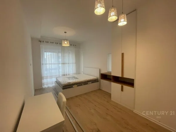 Tirane, jepet me qera apartament 1+1 Kati 4, 72 m² 600 € (21 Dhjetori)