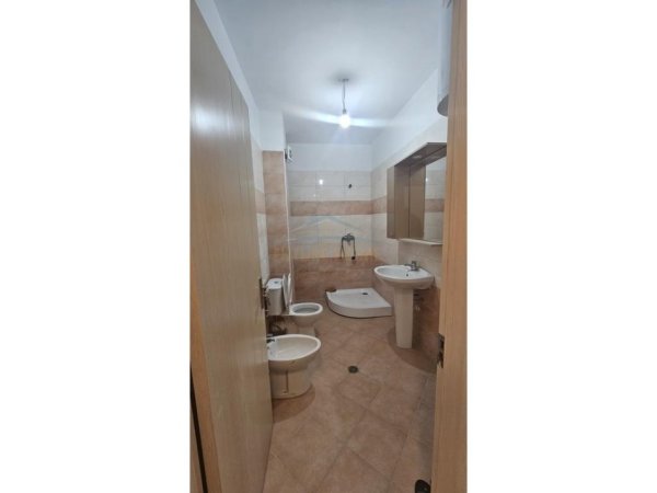 Durres, shes apartament 2+1 Kati 8, 98 m² 110.000 € 
