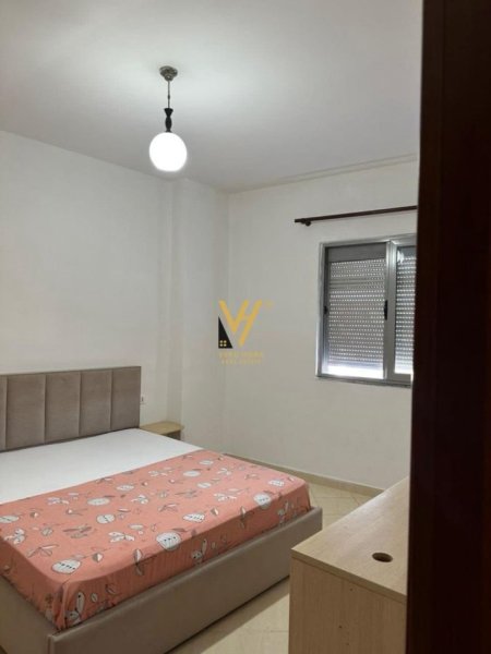 Tirane, jepet me qera apartament 2+1+Ballkon Kati 7, 80 m² 460 € (ASTIR)