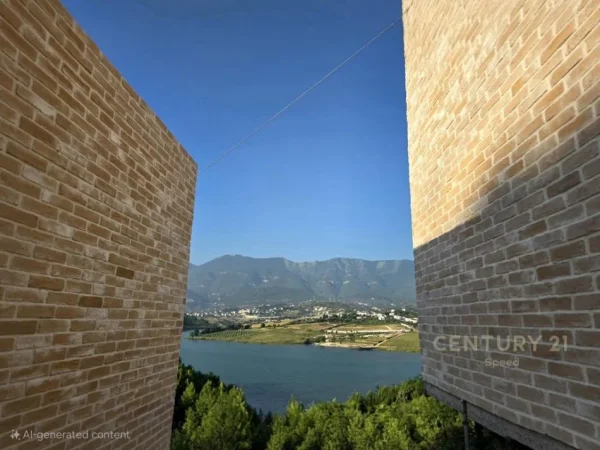 Tirane, shes Vile 3 Katshe Kati 3, 313 m² 450.000 € 