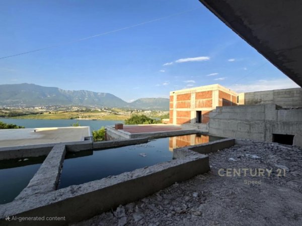 Tirane, shes Vile 3 Katshe Kati 3, 313 m² 450.000 € 