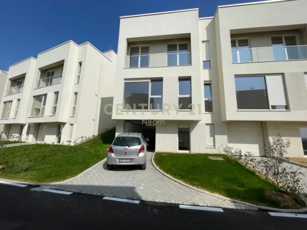 Tirane, jepet me qera Vile 2 Katshe Kati 2, 197 m² 1.300 € 