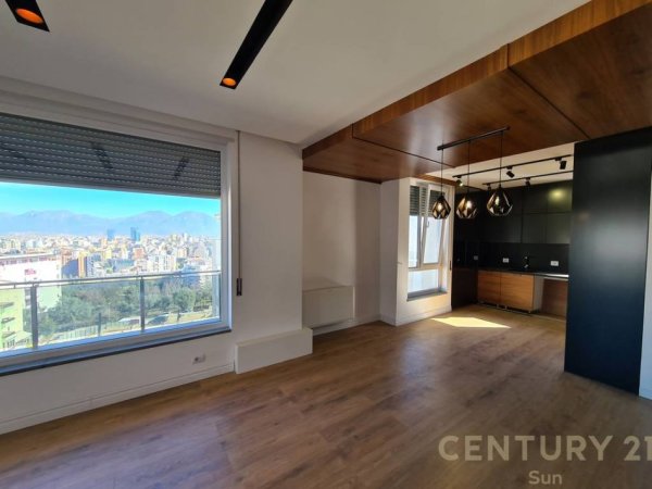 Tirane, jap me qera apartament 3+1+Aneks+Ballkon Kati 3, 145 m² 1.000 € 
