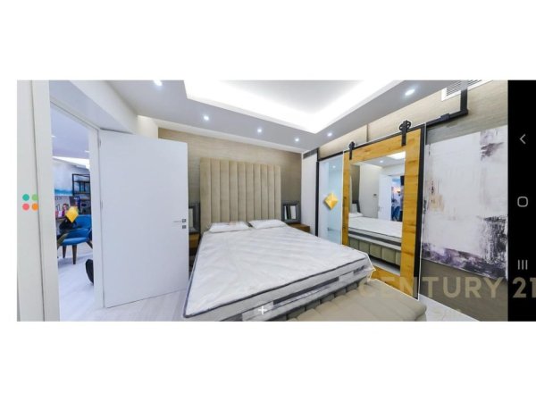 Tirane, jepet me qera apartament 2+1+Aneks+Ballkon Kati 4, 123 m² 1.500 € 