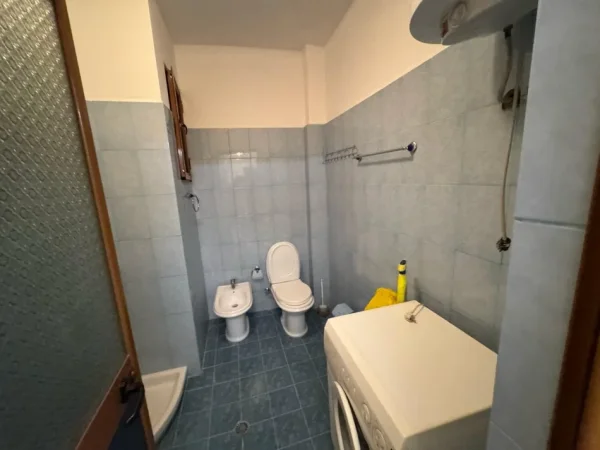Tirane, shitet apartament 1+1 Kati 1, 56 m² 79.000 € (misto mame)