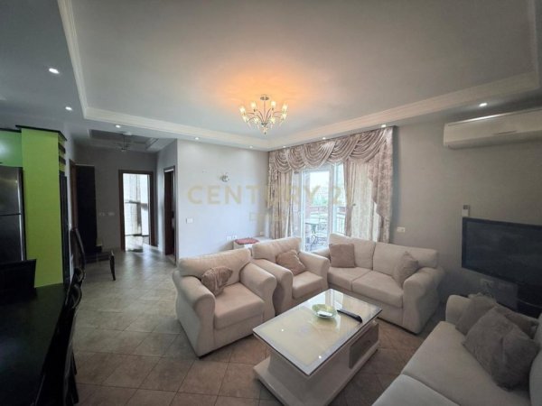 Tirane, shitet apartament 2+1+Aneks+Ballkon Kati 6, 111 m² 225.000 € 