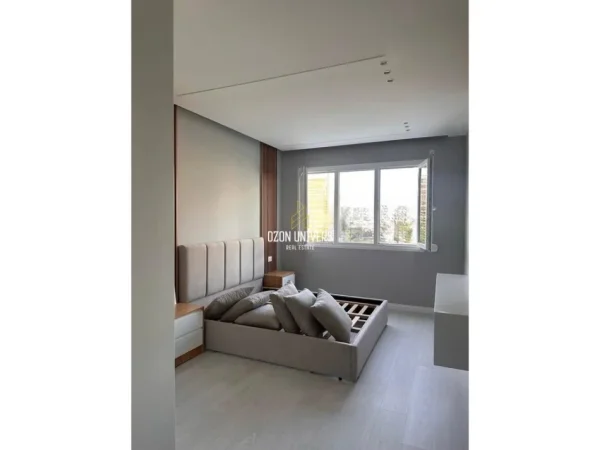 Tirane, jepet me qera apartament 1+1+Ballkon Kati 3, 70 m² 600 € (RiverSide Residence, pranë rrugës Teodor Keko)