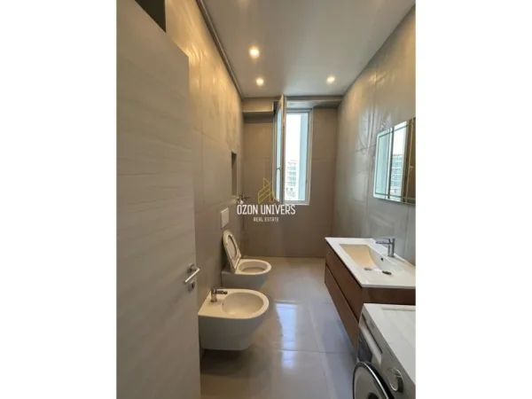 Tirane, jepet me qera apartament 1+1+Ballkon Kati 3, 70 m² 600 € (RiverSide Residence, pranë rrugës Teodor Keko)