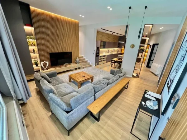 Tirane, shes apartament+verande | Penthouse 3+1+Aneks+Ballkon Kati 1, 290 m² 790.000 € 