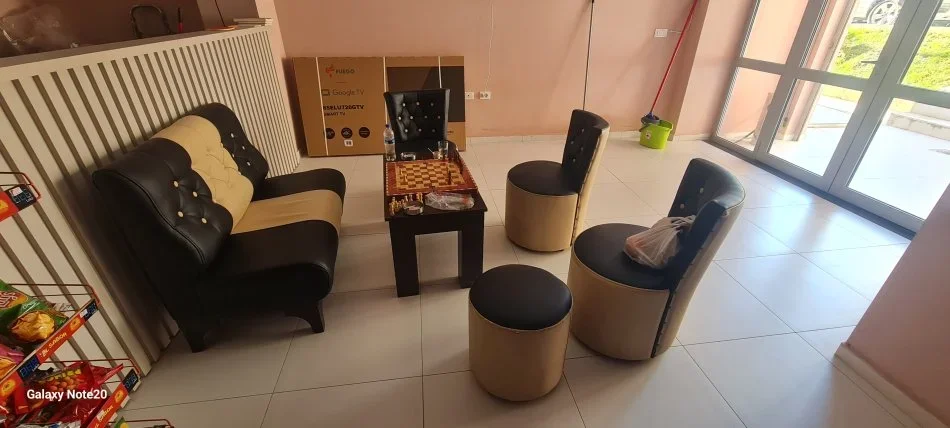 Gramsh, shes Play stacion 5 slim 550 €