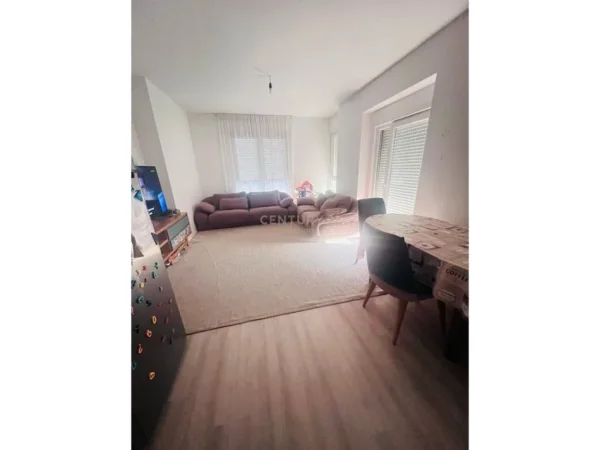 Tirane, shitet apartament 2+1 Kati 2, 94 m² 179.000 € 