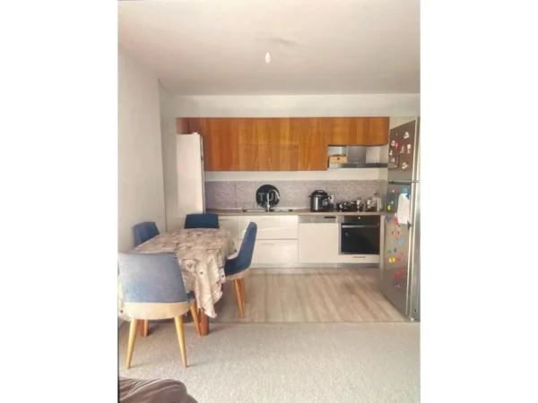 Tirane, shitet apartament 2+1 Kati 2, 94 m² 179.000 € 