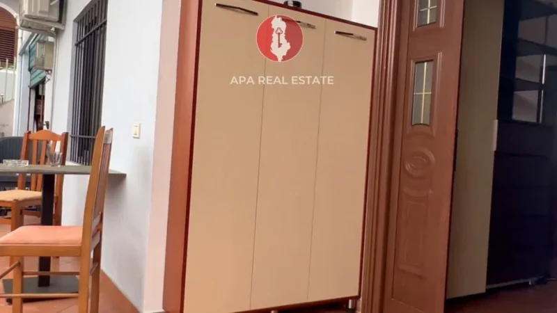 Tirane, jepet me qera apartament 1+1 Kati 0, 450 € (Rruga Elbasanit)