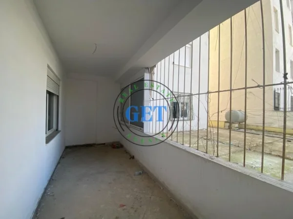 Durres, shitet apartament 1+1 Kati 1, 76 m² 75.000 € (Ish Urt, Durres)