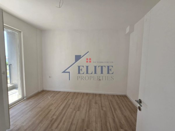 Tirane, shitet apartament 1+1 Kati 3, 64 m² 75.560 € (Univers City)