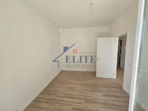 Tirane, shitet apartament 1+1 Kati 3, 64 m² 75.560 € (Univers City)