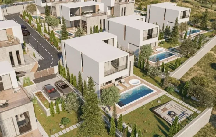 Tirane, shitet Vile 3+1 , 345 m² (Liqeni i Farkes)