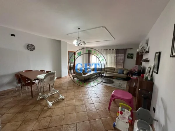 Durres, shitet apartament 3+1+Ballkon Kati 7, 156 m² 230.000 € (Qender, Durres)