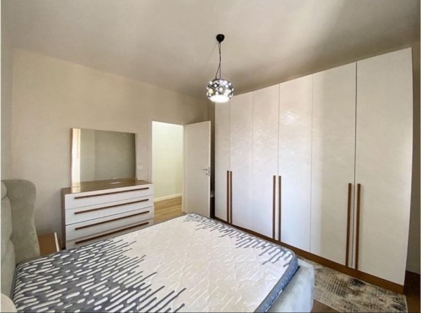 Tirane, jepet me qera apartament 2+1 Kati 4, 90 m² 650 € (Quartum Residence, Rruga Panorama)