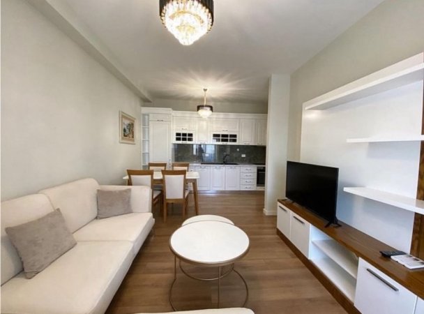 Tirane, jepet me qera apartament 2+1 Kati 4, 90 m² 650 € (Quartum Residence, Rruga Panorama)