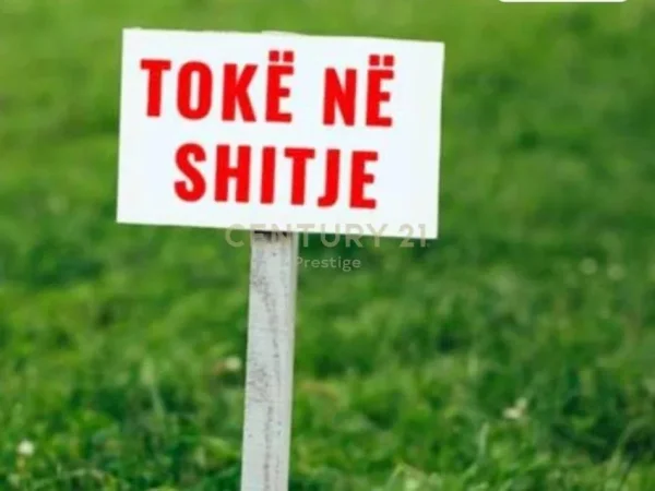 Tirane, jepet me qera truall , 10.300 m² 