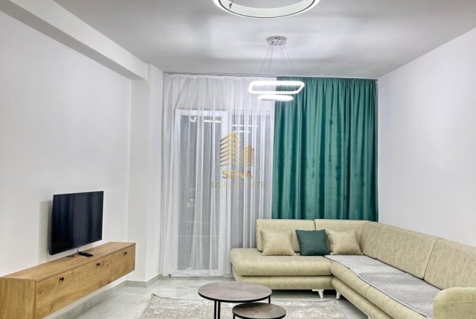 Tirane, jepet me qera apartament 1+1 Kati 9, 100 m² 600 € (Kompleksi Jolla)