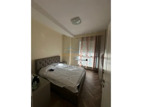Tirane, shitet apartament 2+1 Kati 5, 90 m² 202.000 € (Rruga Sali Butka)