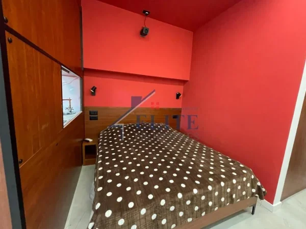 Tirane, shitet apartament Kati 5, 74 m² 225.000 € (Shallvaret)