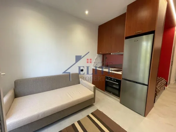 Tirane, shitet apartament Kati 5, 74 m² 225.000 € (Shallvaret)