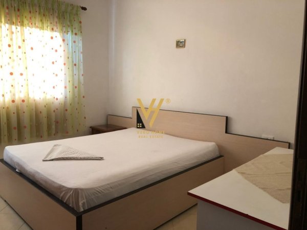 Tirane, jepet me qera apartament 1+1+Ballkon Kati 7, 75 m² 400 € (ASTIR)