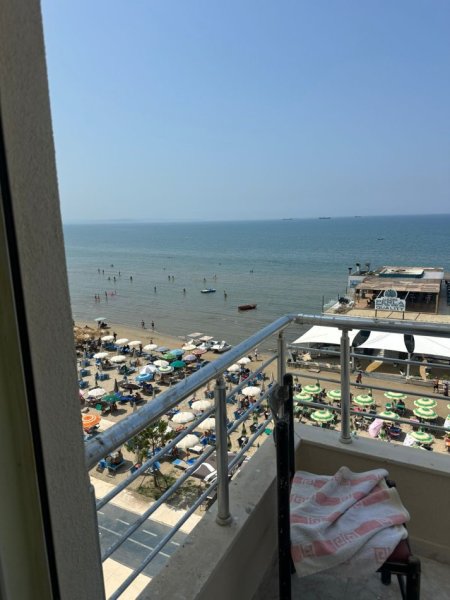 Durres, jepet me qera 1+1+Ballkon Kati 4, 120 m² 350 € (Plazh)