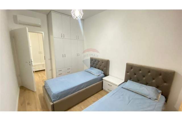 Tirane, jap me qera apartament 2+1+A+BLK Kati 3, 115 m² 500 Euro (BULEVARDI I RI)