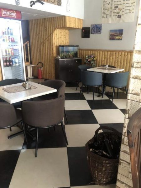 Tirane, Shitet biznesi, funksional, me klientel te ngritur delivery Kati 0, 10.000 Euro (sabri preveza)