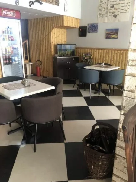 Tirane, Shitet biznesi, funksional, me klientel te ngritur delivery Kati 0, 10.000 Euro (sabri preveza)