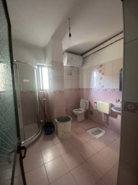 Tirane, jepet me qera apartament 1+1+BLK Kati 1, 250 Euro